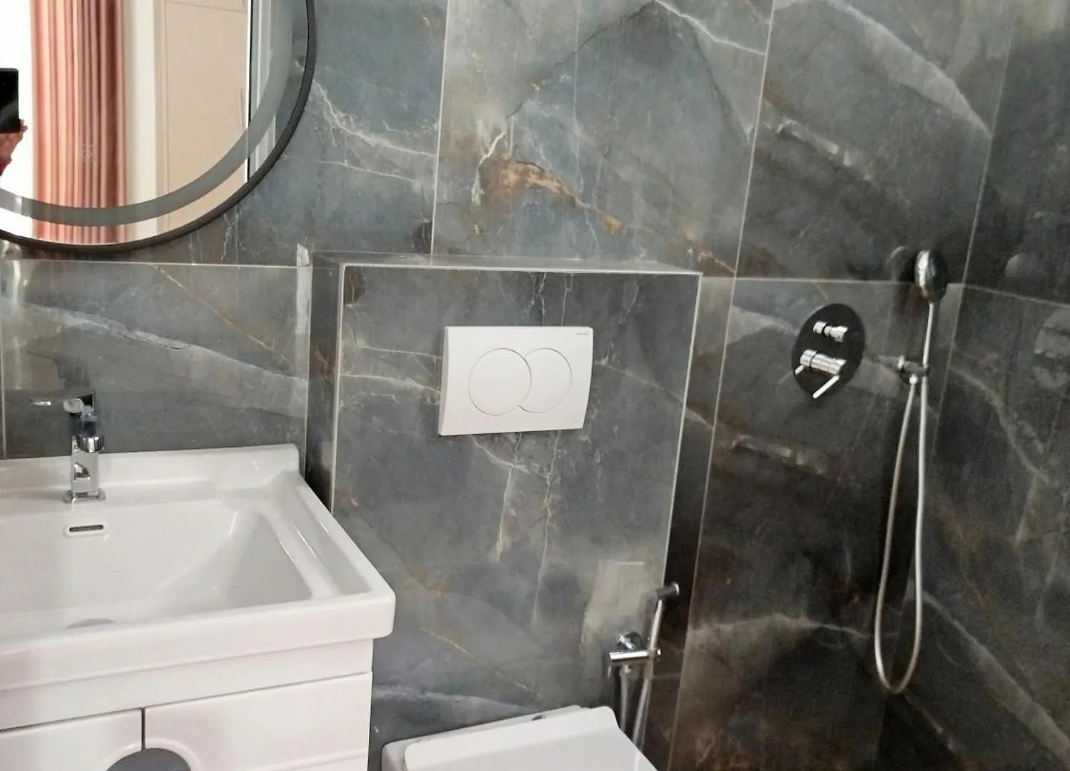 Apartments Tini Εξαμίλιο 0*,