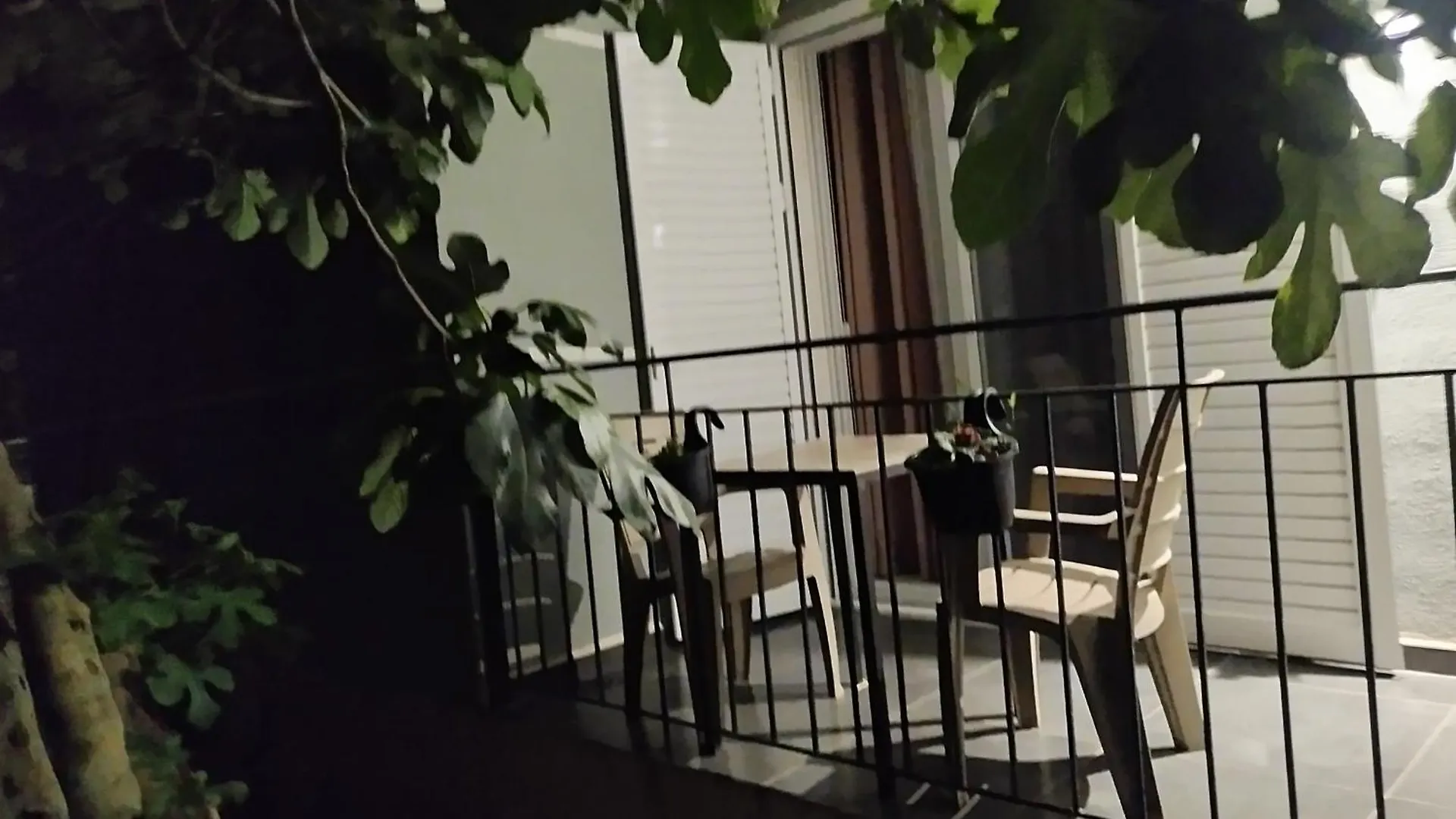 Apartments Tini Εξαμίλιο Αλβανία